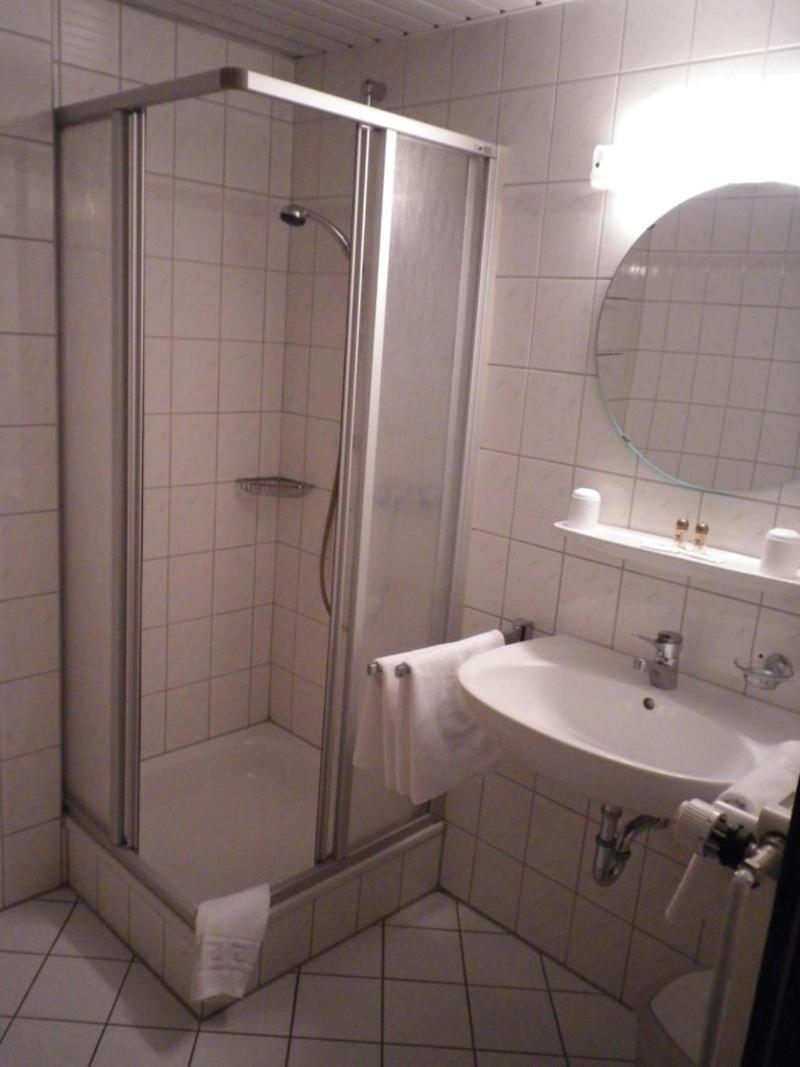 Stadthotel Olsztyn Bagian luar foto